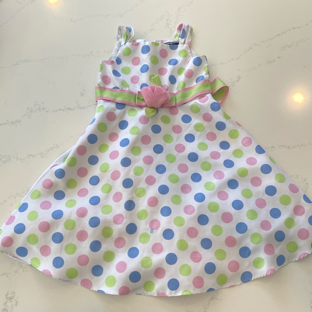 Polkadotted lined kids dress size 5